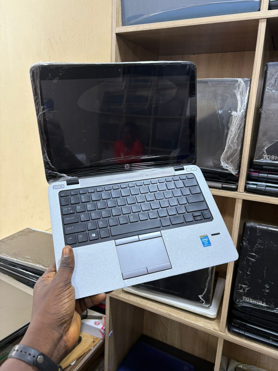 HP EliteBook 820 G1